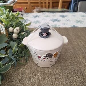 Rae Dunn Frosty The Snowman Baker